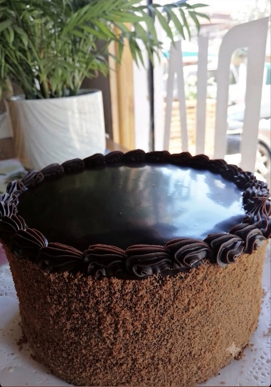 Torta Panqueque Chocolate — No me olvides Pastelería